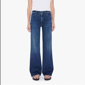 NWT- MOTHER The Hustler Roller Sneak Jeans in Heirloom 27